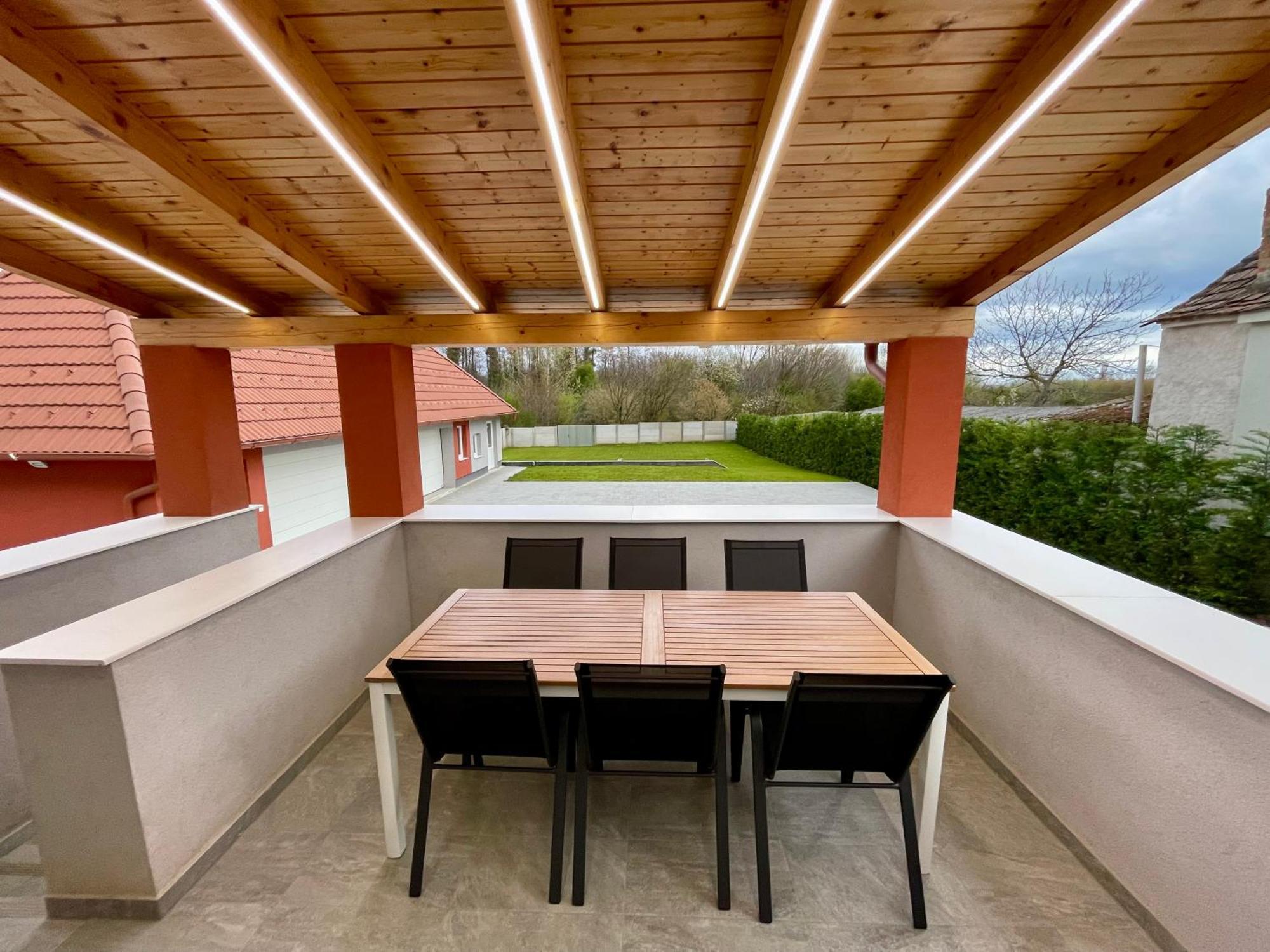 Apartmán K71 *